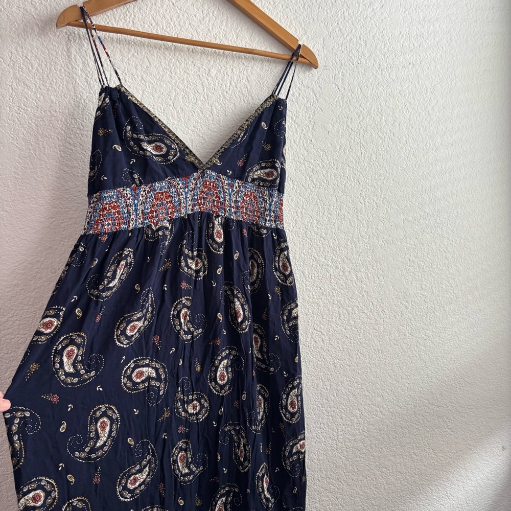 Navy Paisley Halter Maxi Dress - Women - Picture 5 of 11